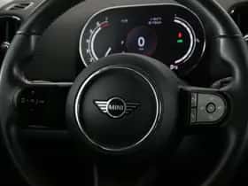 MINI Countryman (2022) thumbnail 3