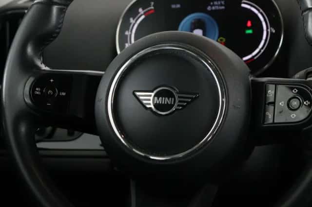MINI Countryman (2022) thumbnail 3