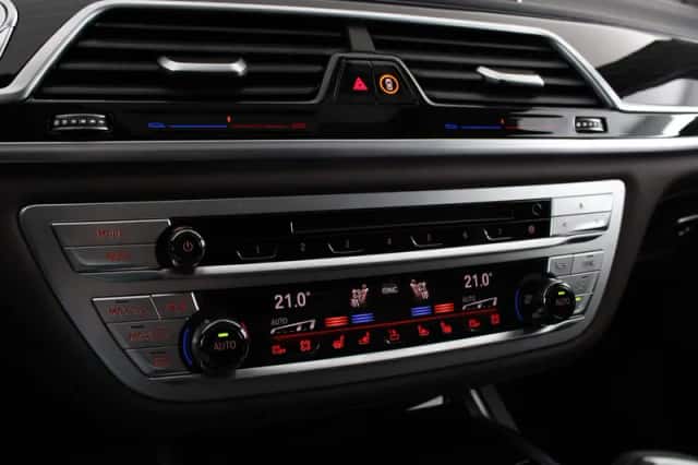 BMW 7-Serie (2022) thumbnail 19