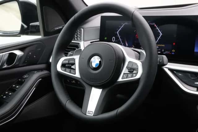BMW X5 (2026) thumbnail 2