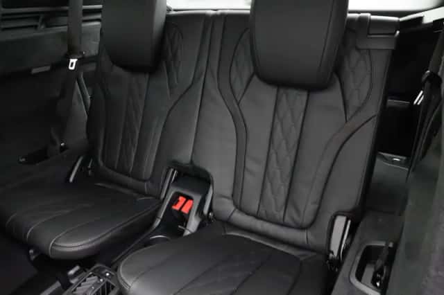 BMW X5 (2026) thumbnail 17