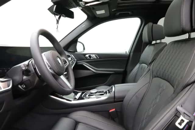 BMW X5 (2026) thumbnail 5