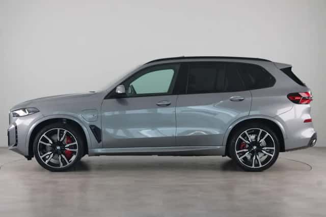 BMW X5 (2026) thumbnail 11