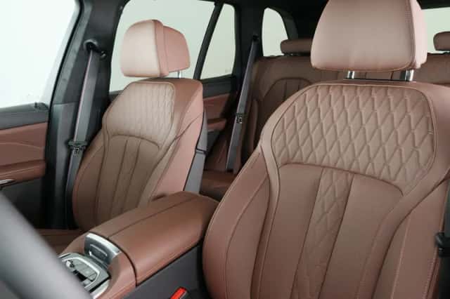 BMW X5 (2026) thumbnail 29