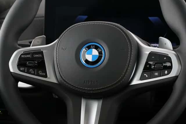 BMW X5 (2026) thumbnail 33