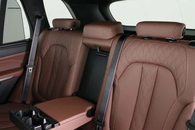BMW X5 (2026) thumbnail 35