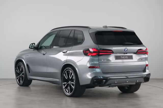 BMW X5 (2026) thumbnail 10