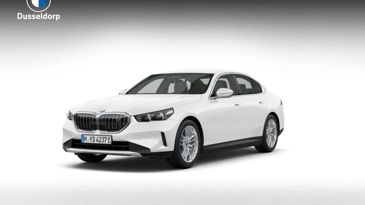 BMW i5 (2026) — foto 1