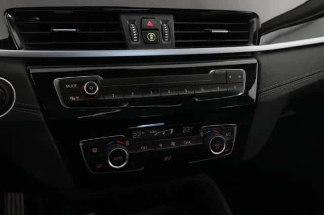 BMW X1 (2022) thumbnail 15
