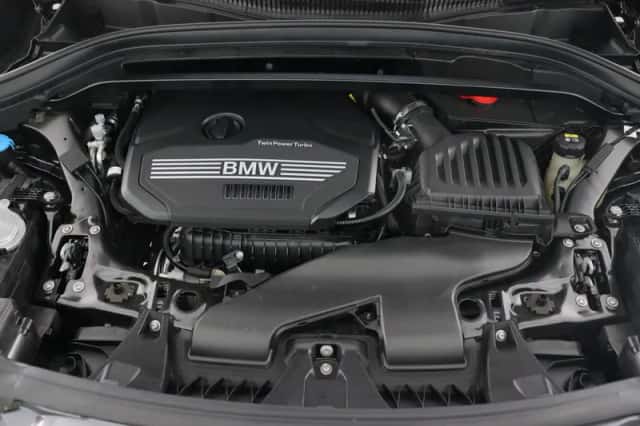 BMW X1 (2022) thumbnail 5