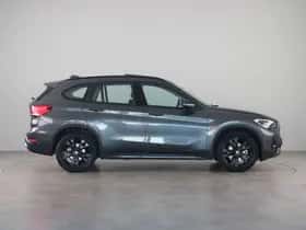 BMW X1 (2022) thumbnail 9