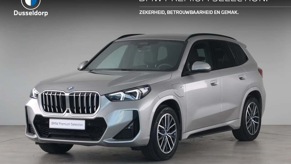BMW X1 (2025) — foto 1