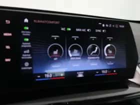 BMW X1 (2022) thumbnail 15