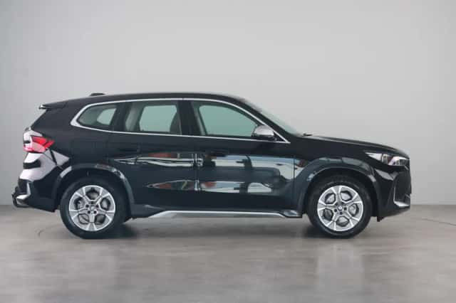 BMW X1 (2022) thumbnail 9