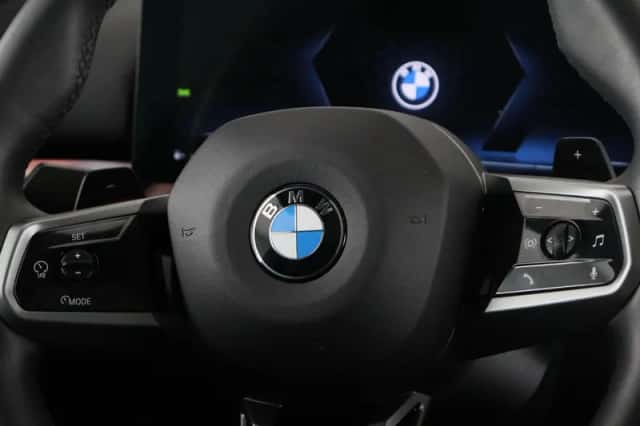BMW 5-Serie (2025) thumbnail 3