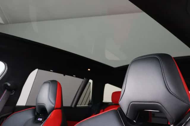BMW M5 (2025) thumbnail 26