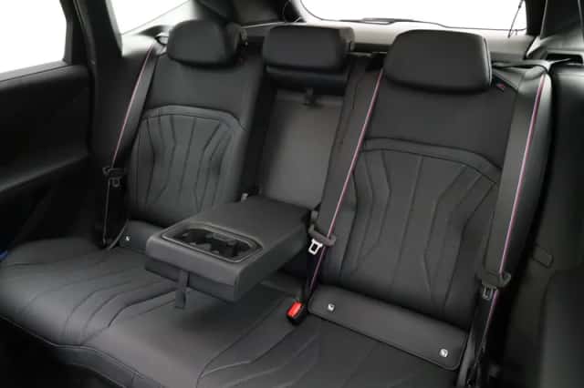 BMW iX3 (2026) thumbnail 14