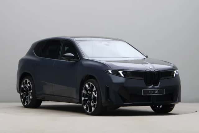 BMW iX3 (2026) thumbnail 3