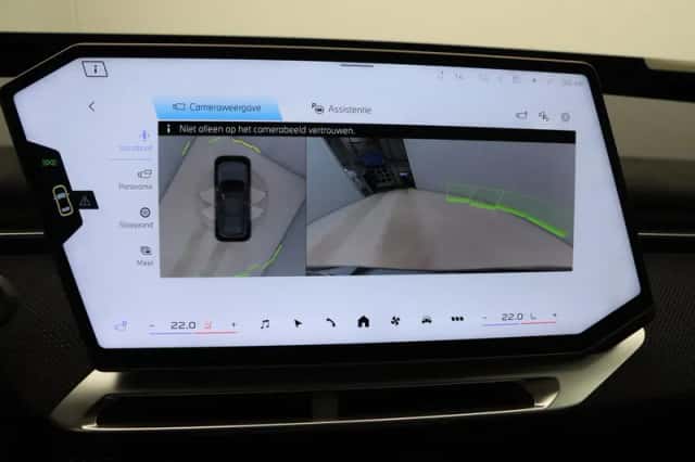 BMW iX3 (2026) thumbnail 24