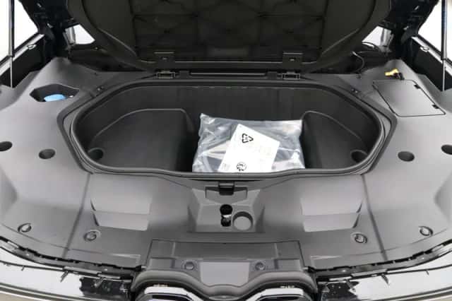BMW iX3 (2026) thumbnail 27