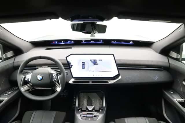 BMW iX3 (2026) thumbnail 29