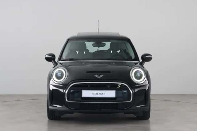 MINI Electric (2022) thumbnail 6