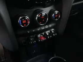 MINI Cabrio (2021) thumbnail 15