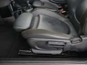 MINI Cabrio (2021) thumbnail 18