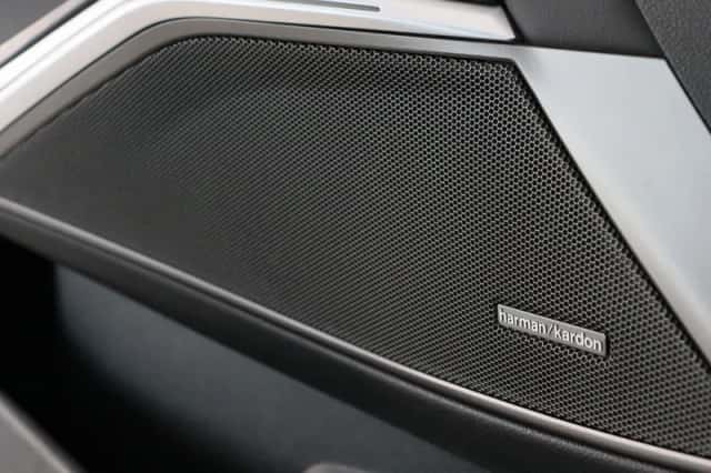 BMW M3 (2025) thumbnail 33