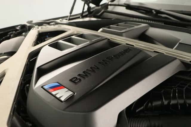 BMW M3 (2025) thumbnail 6