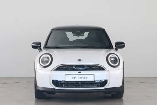 MINI Cooper (2026) thumbnail 2