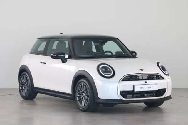 MINI Cooper (2026) thumbnail 3