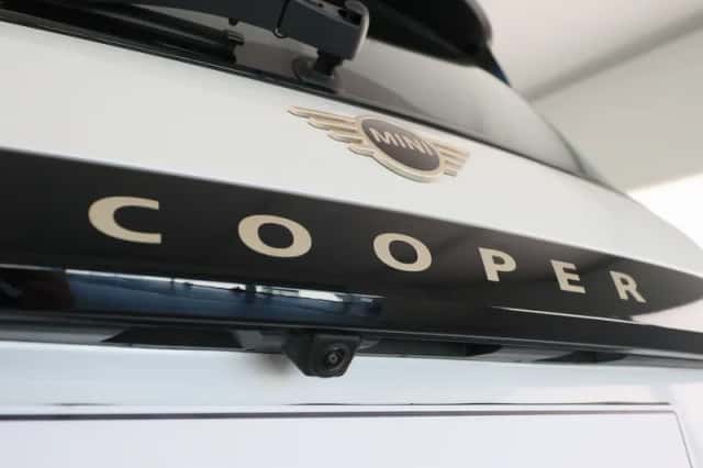 MINI Cooper (2026) thumbnail 24