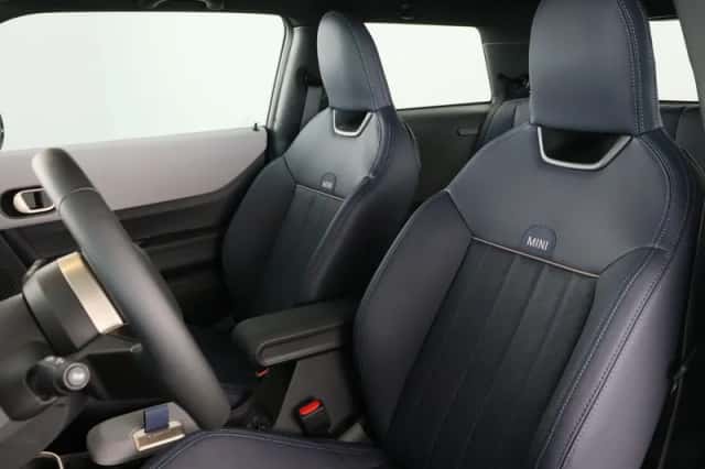 MINI Cooper (2026) thumbnail 26