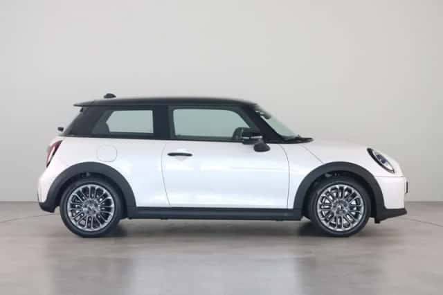 MINI Cooper (2026) thumbnail 4