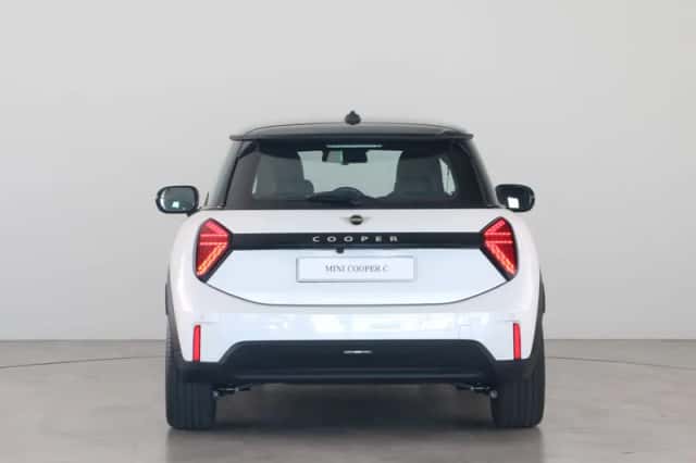 MINI Cooper (2026) thumbnail 6