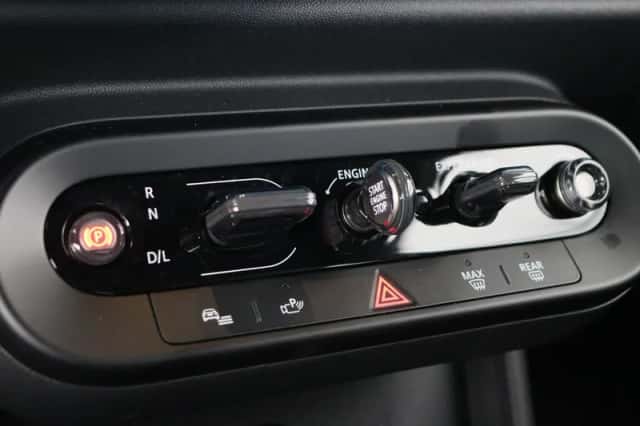 MINI Cooper (2026) thumbnail 9