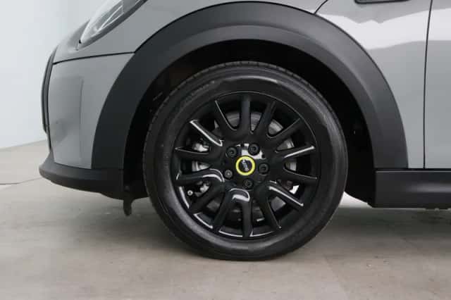 MINI Electric (2021) thumbnail 20