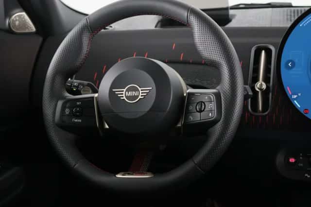 MINI Countryman (2026) thumbnail 2