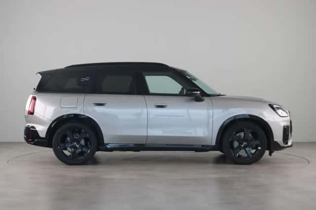 MINI Countryman (2026) thumbnail 8