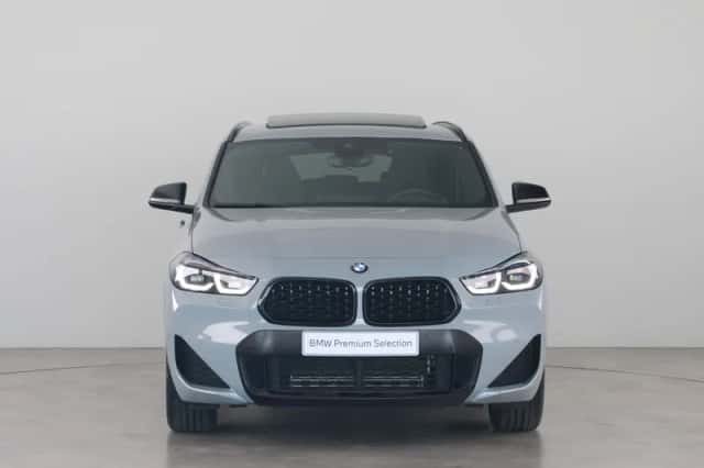BMW X2 (2021) thumbnail 2