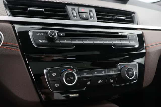 BMW X2 (2021) thumbnail 12