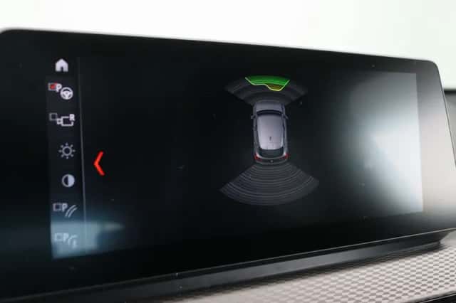 BMW X2 (2021) thumbnail 16