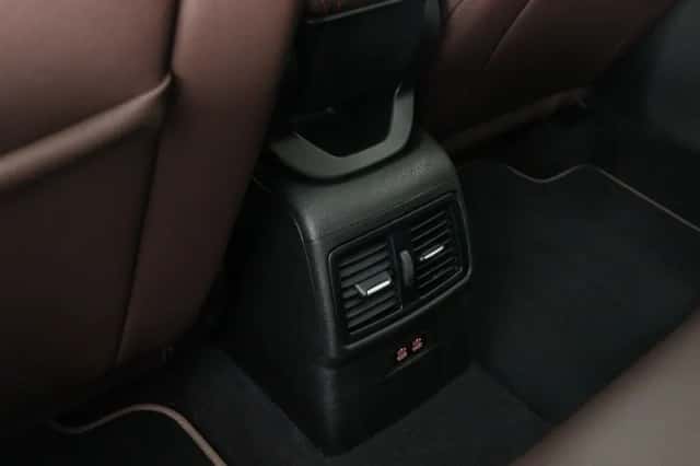 BMW X2 (2021) thumbnail 31