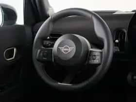 MINI Cooper (2026) thumbnail 24