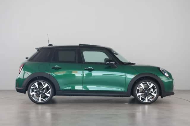 MINI Cooper (2026) thumbnail 4