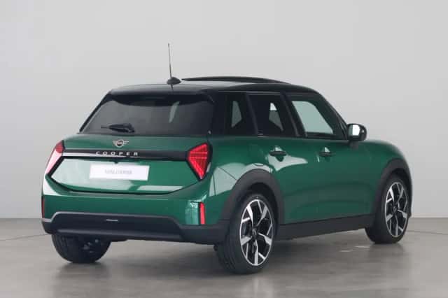 MINI Cooper (2026) thumbnail 5