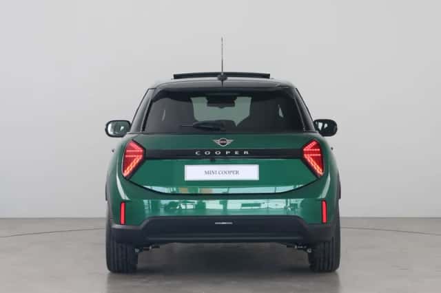 MINI Cooper (2026) thumbnail 6