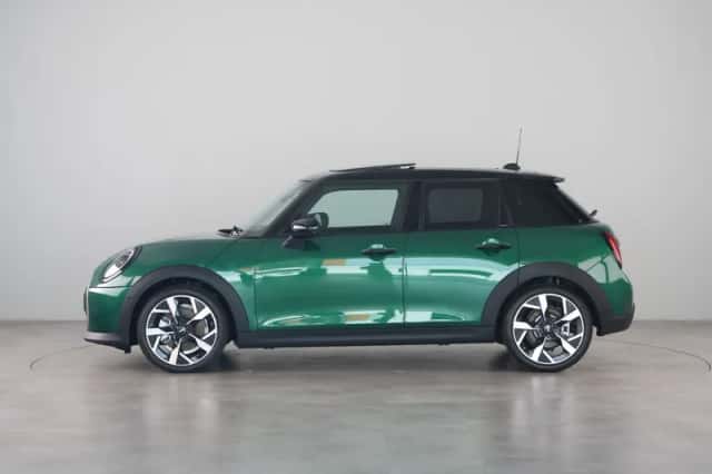 MINI Cooper (2026) thumbnail 8