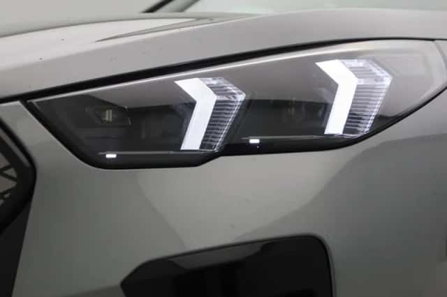 BMW iX2 (2026) thumbnail 13